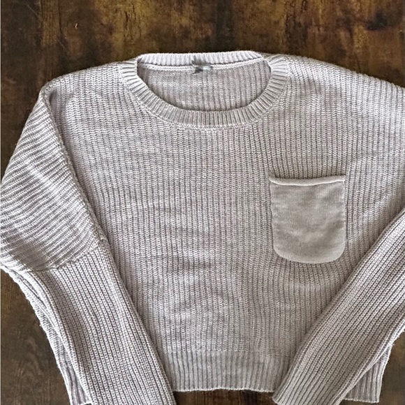 Sweater Bundle - Picture 16 of 16